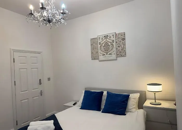 Riverside Haven Room 5