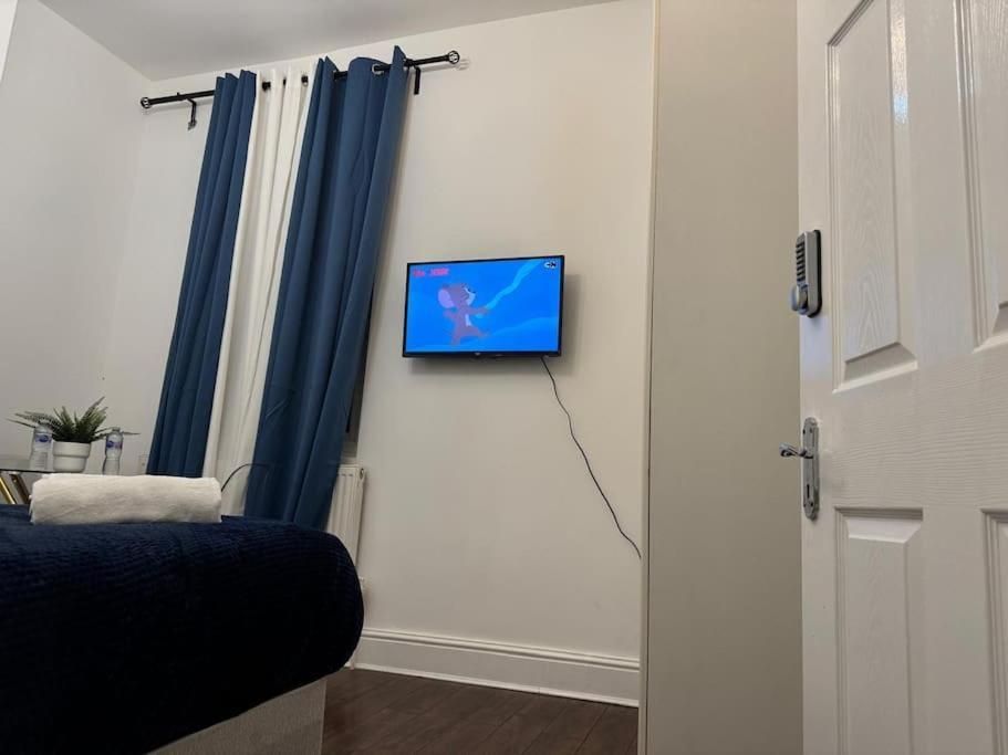 Apartment Riverside Haven 5 *